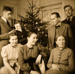 ReinersfamilyinHappierTimes
